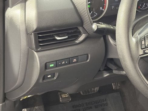 Used 2024 Nissan Sentra S FWD image 11