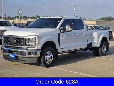 Used 2024 Ford F350 Lariat w/ Lariat Ultimate Package AWD/4WD image 4