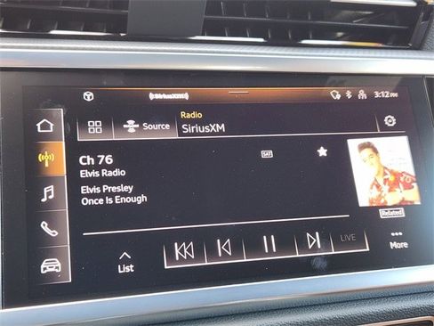 Used 2024 Audi Q3 2.0T Premium Plus image 17