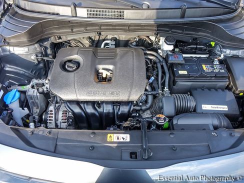 Used 2025 Kia Soul LX w/ LX Technology Package FWD image 23