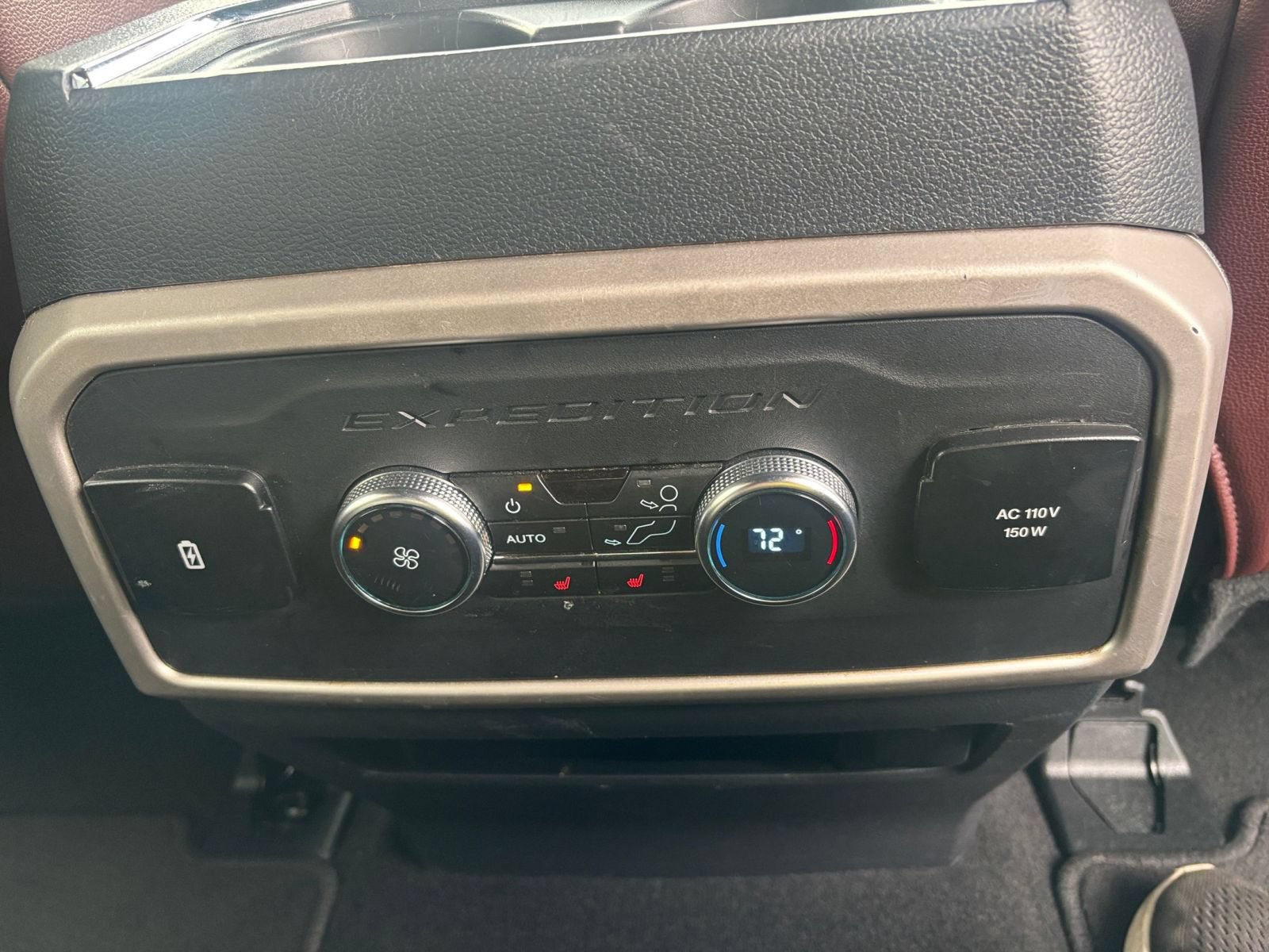 Used 2024 Ford Expedition Limited RWD image 25