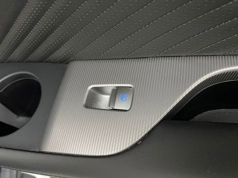 Used 2024 Hyundai Palisade Calligraphy image 28