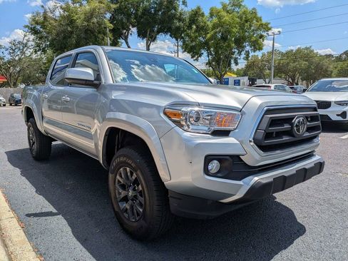 Used 2023 Toyota Tacoma SR5 AWD/4WD image 8