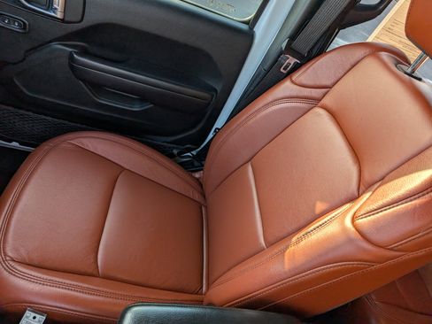 Used 2020 Jeep Gladiator Sport w/ Quick Order Package 24S image 24