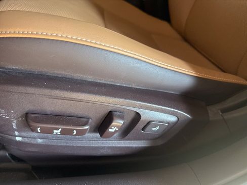 Used 2016 Lexus ES 300h image 13