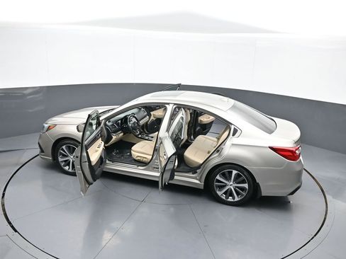 Used 2018 Subaru Legacy 2.5i Limited image 43