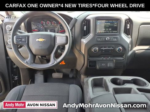 Used 2019 Chevrolet Silverado 1500 Custom w/ Custom Convenience Package AWD/4WD image 30