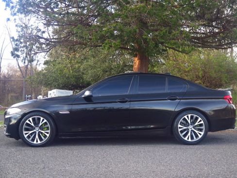 Used 2016 BMW 535i xDrive Sedan w/ Driver Assistance Package image 2