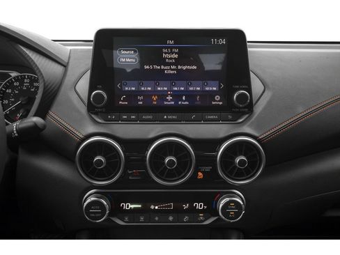 Certified 2022 Nissan Sentra SR FWD image 9