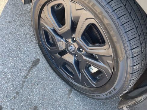 Used 2024 Subaru Ascent Onyx Edition image 8