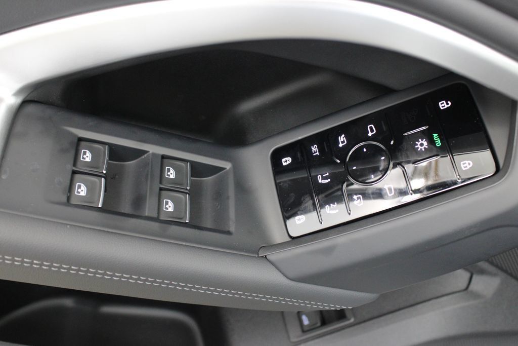 New 2026 Audi Q5 Premium AWD/4WD image 18