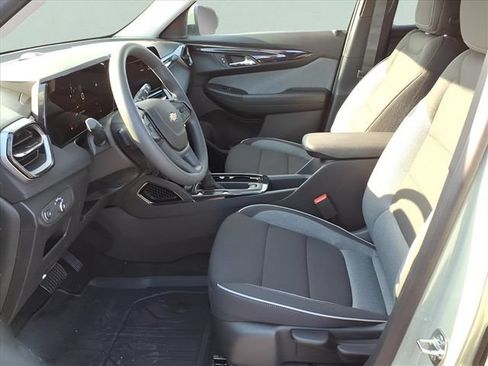 New 2026 Chevrolet TrailBlazer LT w/ Driver Confidence Package FWD image 16