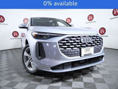 New 2025 Audi Q5 Premium Plus image 2