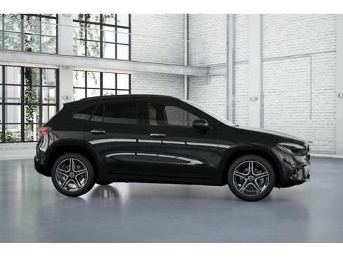 New 2026 Mercedes-Benz GLA 250 4MATIC image 15