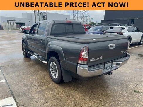 Used 2015 Toyota Tacoma PreRunner w/ SR5 Package RWD image 1