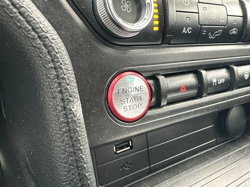 Certified 2018 Ford Mustang Coupe image 21