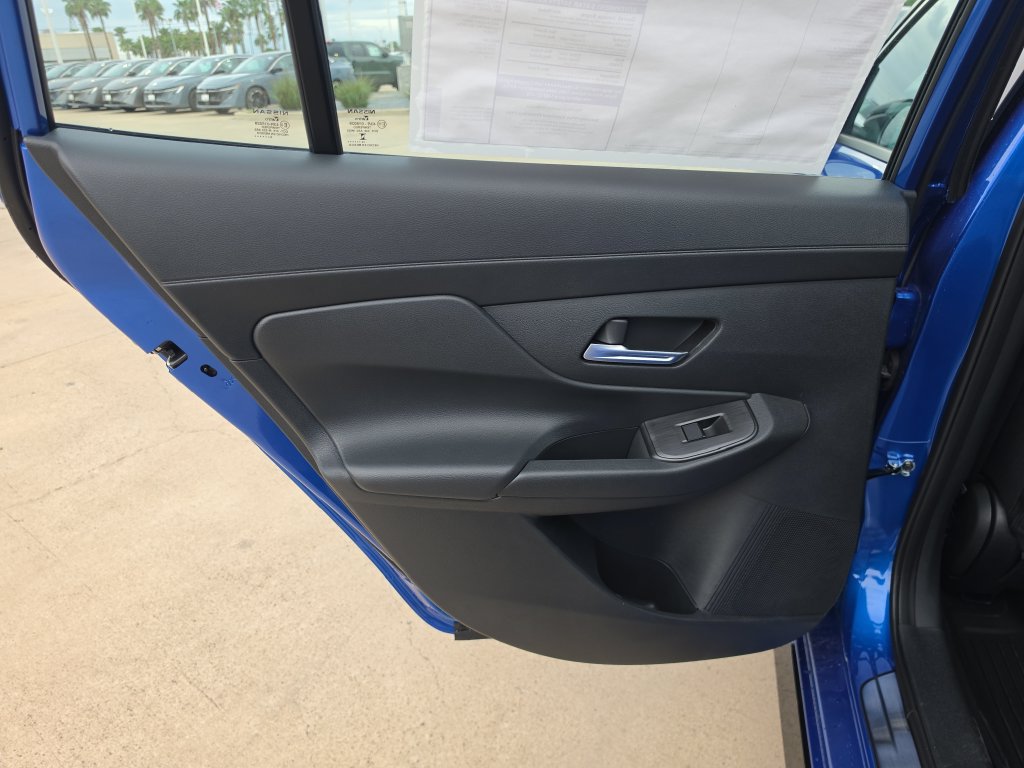 New 2027 Nissan Sentra SR w/ Floor Mat Package FWD image 38