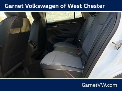 New 2025 Volkswagen Tiguan SE AWD/4WD image 16