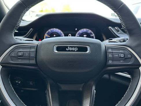 New 2026 Jeep Grand Cherokee L Limited RWD image 23