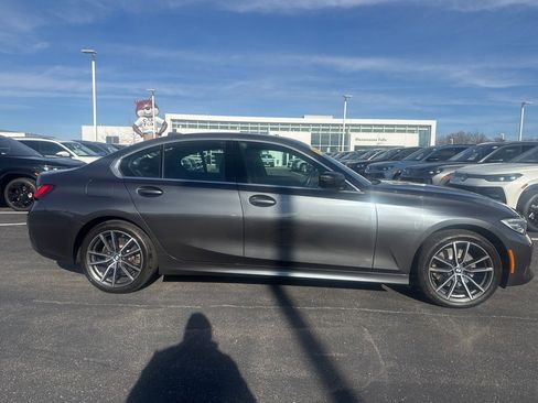 Used 2021 BMW 330i xDrive Sedan w/ Convenience Package image 2