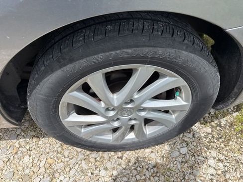 Used 2012 MAZDA MAZDA3 i Touring FWD image 4