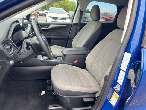 Used 2022 Ford Escape SE image 16