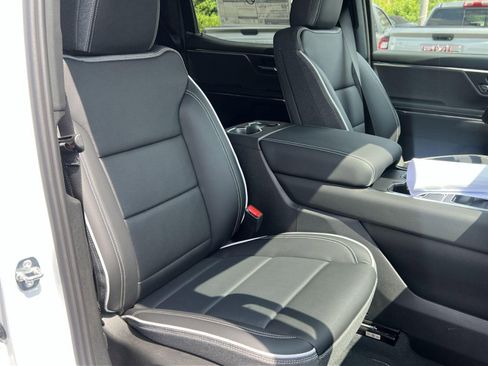 New 2026 GMC Sierra EV Elevation w/ Premium Package image 23