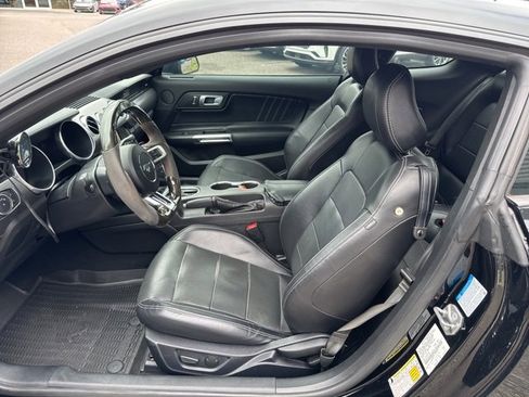 Used 2020 Ford Mustang GT Premium w/ GT Performance Package image 9