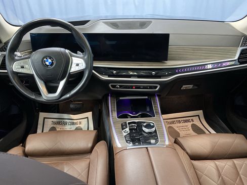 Used 2023 BMW X7 xDrive40i w/ Parking Assistance Package image 35