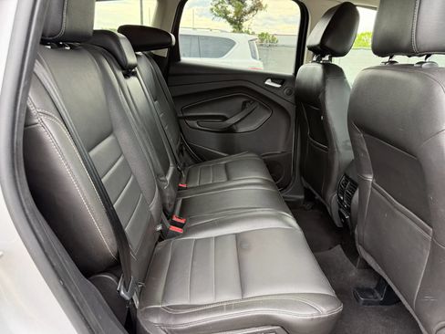 Used 2015 Ford Escape Titanium w/ Equipment Group 301A AWD/4WD image 20