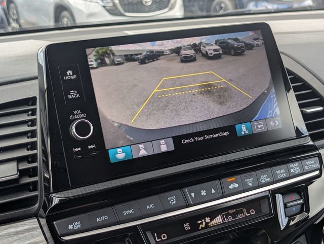 Used 2025 Honda Odyssey Elite image 27
