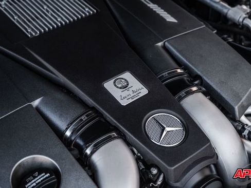 Used 2016 Mercedes-Benz SL 63 AMG AMG SL 63 w/ Driver Assistance Package image 81