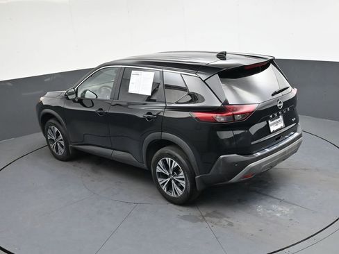 Used 2023 Nissan Rogue SV image 28