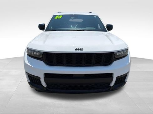 Used 2023 Jeep Grand Cherokee L Laredo AWD/4WD image 2