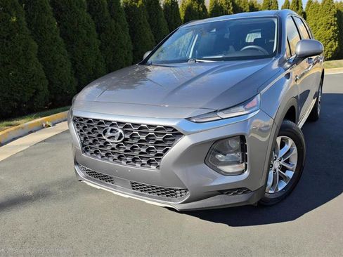 Used 2019 Hyundai Santa Fe SE image 15