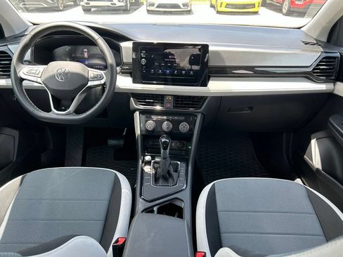 Certified 2025 Volkswagen Taos S FWD image 10
