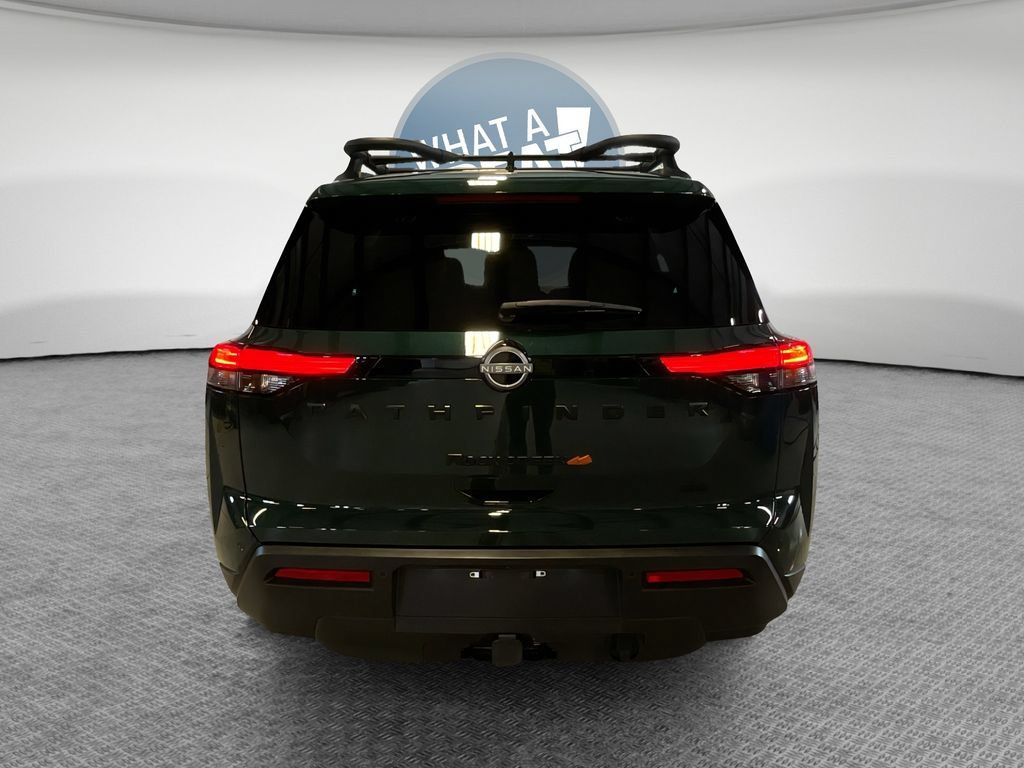 Used 2025 Nissan Pathfinder Rock Creek AWD/4WD image 5