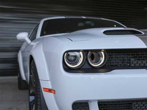 Used 2023 Dodge Challenger SRT Hellcat image 11