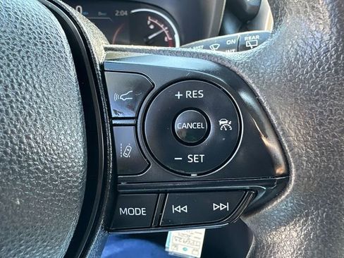 Used 2024 Toyota RAV4 LE AWD/4WD image 38