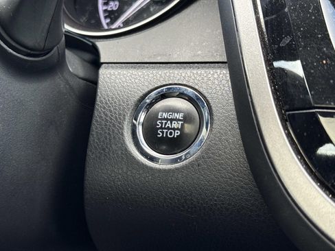Used 2024 Toyota Camry SE image 21