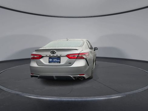 Used 2019 Toyota Camry SE image 7