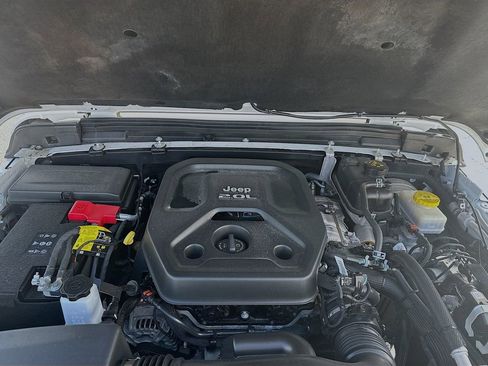 Used 2023 Jeep Wrangler Sport S image 33