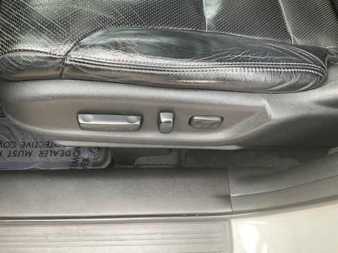 Used 2016 Honda CR-V Touring image 12