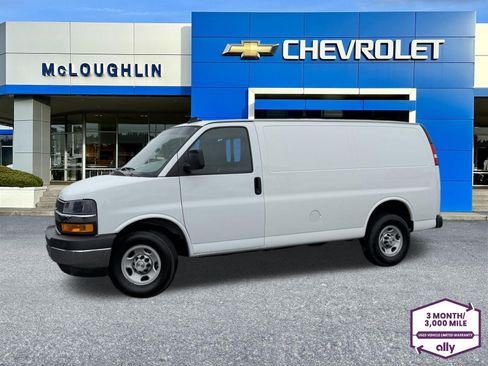 Used 2024 Chevrolet Express 2500 w/ Driver Convenience Package RWD image 1