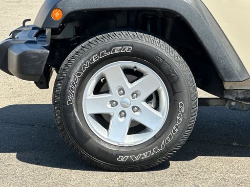 Used 2017 Jeep Wrangler Sport w/ Quick Order Package 24S image 29