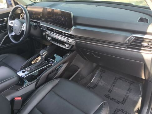 Used 2025 Kia Telluride S FWD image 24
