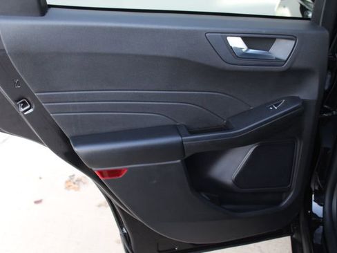 Used 2024 Ford Escape ST-Line w/ Tech Pack #1 image 30