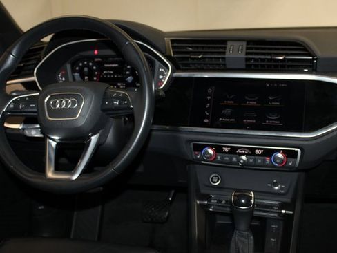 Used 2022 Audi Q3 2.0T Premium Plus image 13