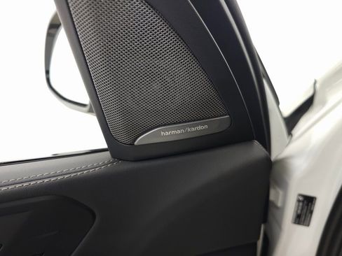 Used 2026 BMW X5 M60i AWD/4WD image 10