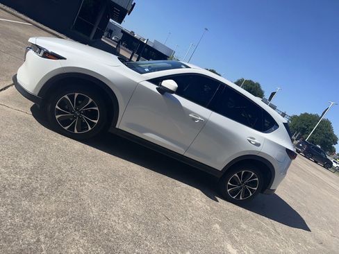 Used 2022 MAZDA CX-5 AWD 2.5 S w/ Premium Plus Pkg image 3